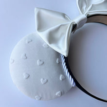 Load image into Gallery viewer, White Velvet Hearts Ears