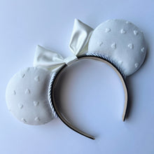 Load image into Gallery viewer, White Velvet Hearts Ears