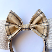 Load image into Gallery viewer, Cozy Cream Flannel Ears