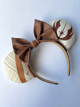 Load image into Gallery viewer, The Scavenger