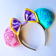 Load image into Gallery viewer, Teacup Ears
